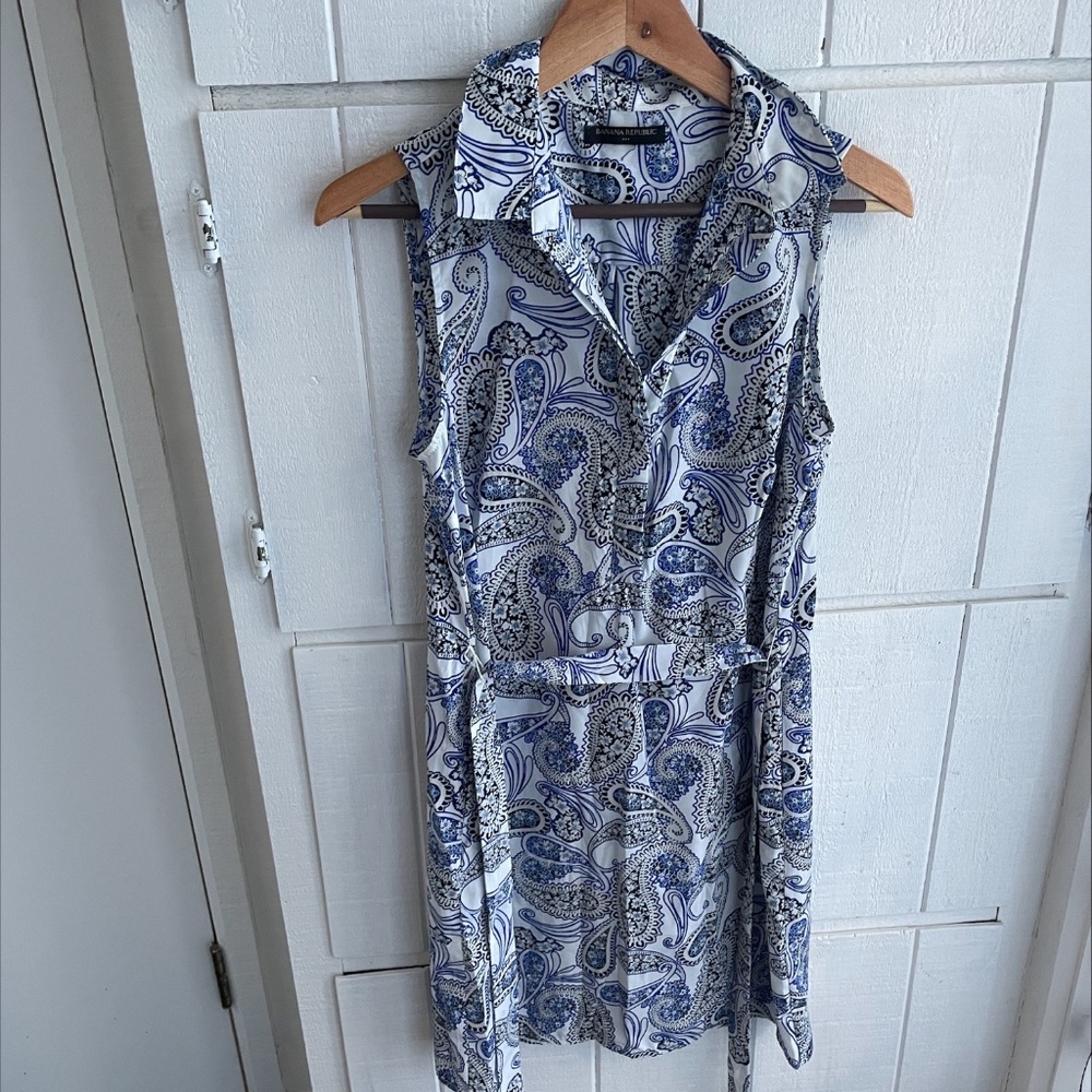 Lot of three summer dresses/excellent condition